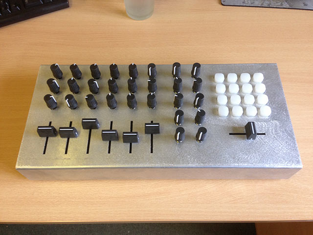 Early prototype - Aluminium Case - Top View Early prototype - Aluminium Case - Top View